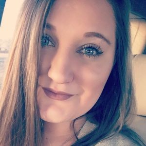 Meet your Posher, Ellen